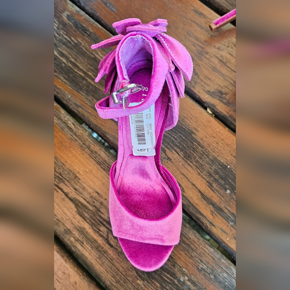 NWT Gianni Bini Pink Platform Heels with Bow Detail  Karmello Velvet Size 6 - Picture 4 of 7